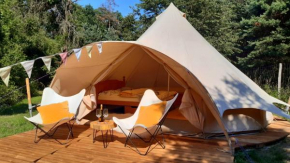 Glamping v Sadu